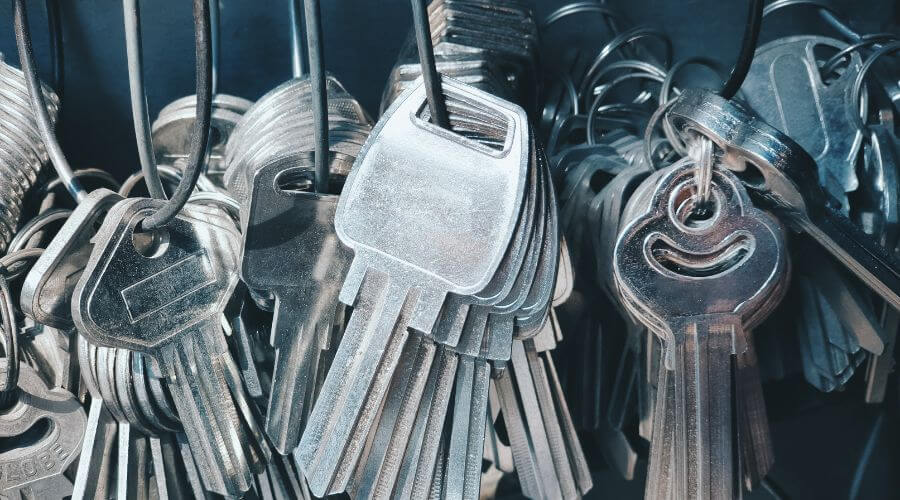 Expert new roof installation services in Mediapolis, IA